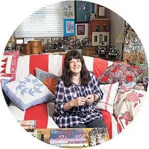 Lucinda Ganderton - Author