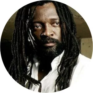 Lucky Dube - 