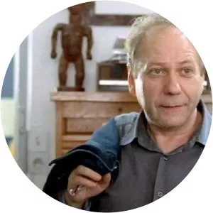 Lucrèce Lachenardière