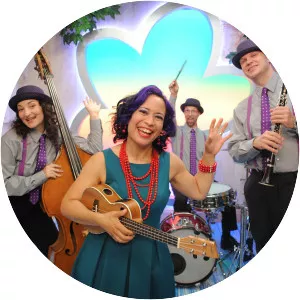 Lucy Kalantari & the Jazz Cats