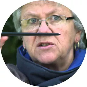 Lucy Willis - Painter