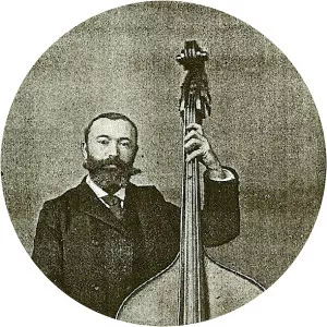 Ludwig Manoly - Double bassist
