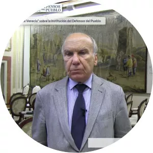 Luis Aguiar de Luque - Author