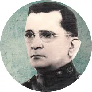 Luis Casas Romero - Musical artist