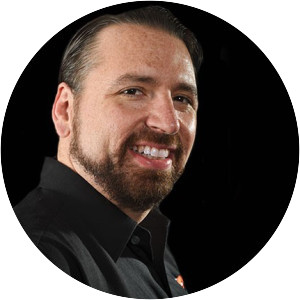 Luis Scott-Vargas - Contributing editor