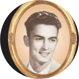 Luis Tuason photograph