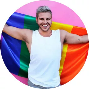 Luke Antony - Singer