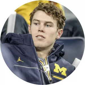 Luke Schoonmaker - American football player