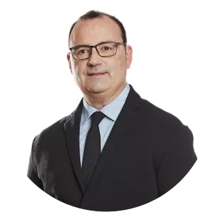 Luke Uribe-Etxebarria Apalategi