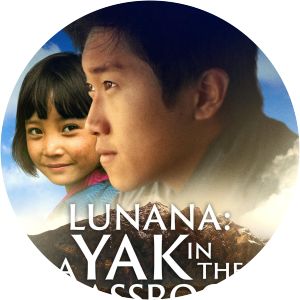 Lunana: A Yak in the Classroom
