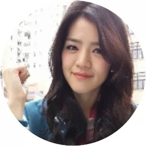 Lung Siu Kwan - Singer