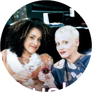 Lush Life - 1996 ‧ Comedy ‧ 1 season