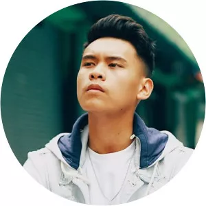 Luth Mikhail photograph