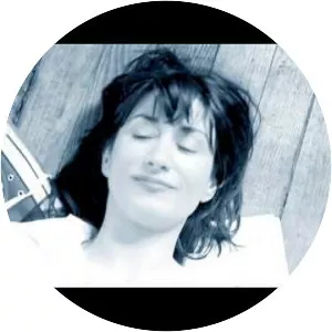 Luthea Salom - Spanish singer-songwriter