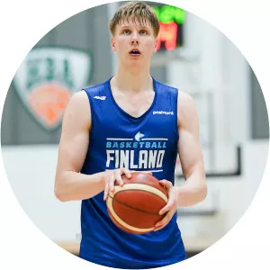 Luukas Vaara - Basketball player