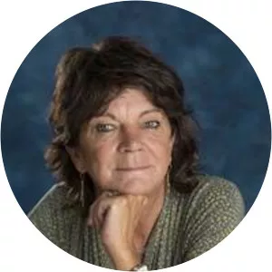 Lynda Dryden photograph