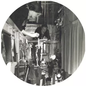 Lyndie Wright - Theater designer ‧ Joe Wright's mother