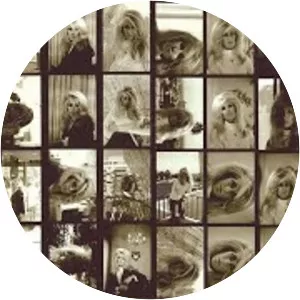 Lynn Castle - Musical artist