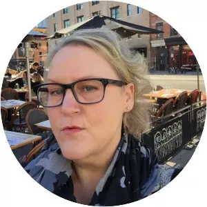 Lynn Marie Hulsman - Writer