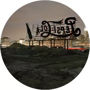 Lynn Saville - Photographer