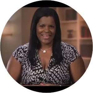 Lynnette KhalfaniCox