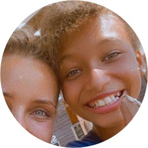 Lyonce Viktorya photograph