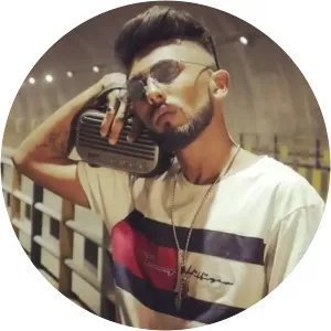 M-Zee Bella - Rapper