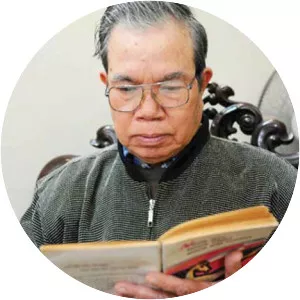 Ma Văn Kháng - Vietnamese writer