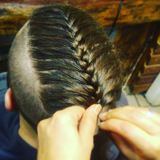 Maccas Mr. Mrs. Barber Shop - Hairdresser in Istanbul