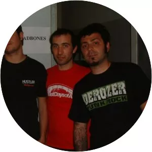 Madbones - Musical group