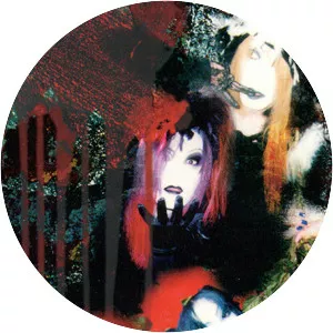 Madeth Gray'll - Musical group