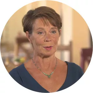 Madge Hardcastle - Movie character