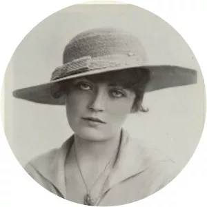 Madge Saunders