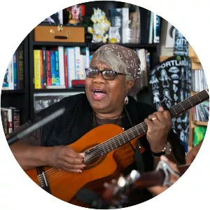 Madisen Ward and the Mama Bear - Folk duo