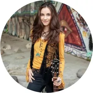 Madison Galloway - Singer