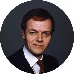 Mads Skjern - Fictional character