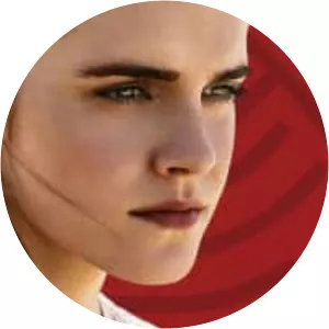 Mae Holland - Movie character