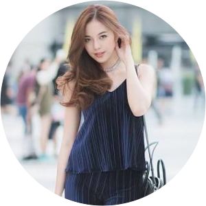 Mae Nisachon - Thai actress