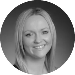 Maggie Brown - Singer