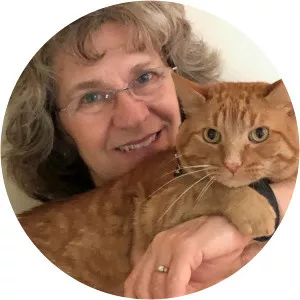 Maggie Swanson - Author