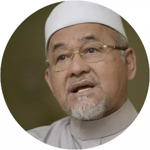 Mahfodz Mohamed - Politician