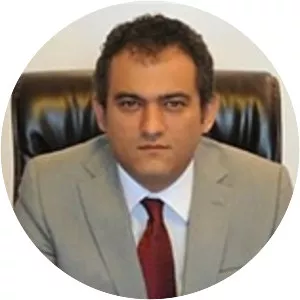 Mahmut Özer