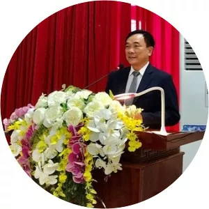 mai sỹ diến - Politician