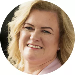 Máirín Ní Ghadhra - Author