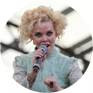 Maja Gullstrand - Musical artist