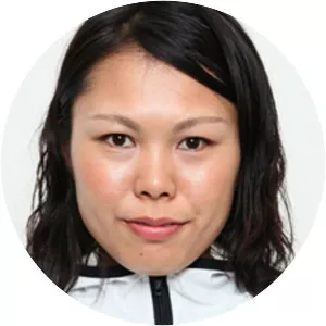 Maki Tsuji - Japanese speed skater