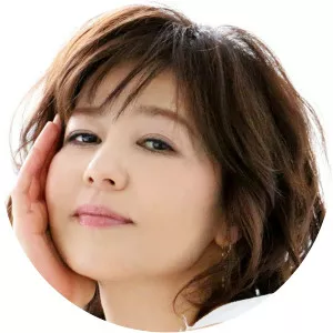 Mako Ishino - Japanese singer