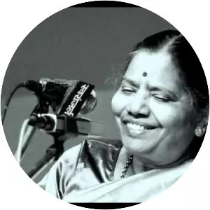 Malini Rajurkar - Singer