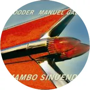 Mambo Sinuendo - Studio album by Manuel Galbán and Ry Cooder