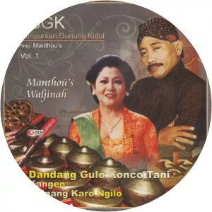 Mamiek Marsudi - Singer